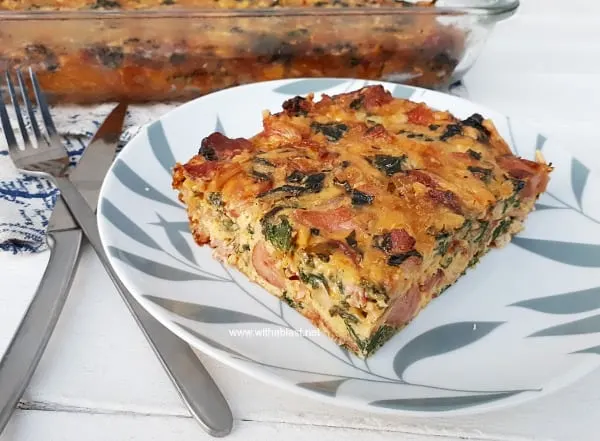 Bacon and Spinach Quiche is a crustless, quick, easy quiche which is ideal for lunch and even filling enough to serve as a light dinner.