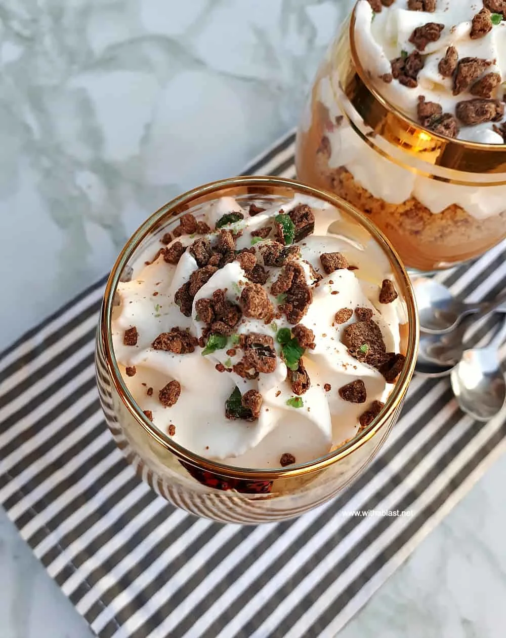 Caramel Mint Dream is a South-African favorite dessert, which consists of layers of mint, chocolate, caramel and cream, resulting in a dreamy deliciousness within minutes !