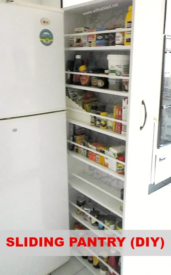 Sliding Pantry (DIY) is an easy Kitchen project (also suitable to add storage in the bathroom) #DIY #Kitchen #HomeImprovements #SlidingPantry #DIYPantry #PullOutPantry