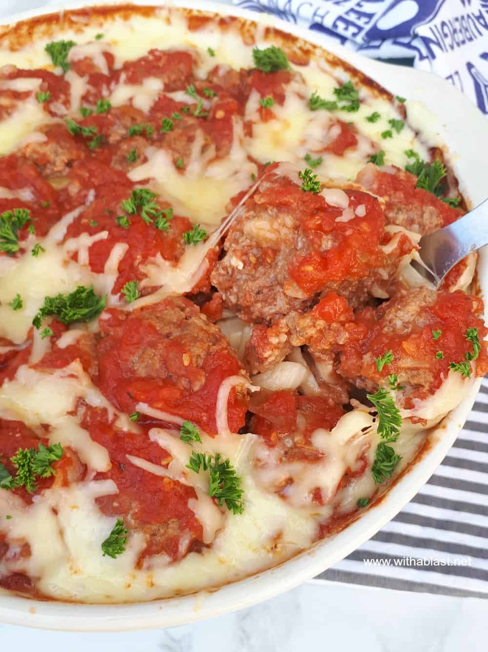 Pasta and Meatballs in Tomato Sauce 