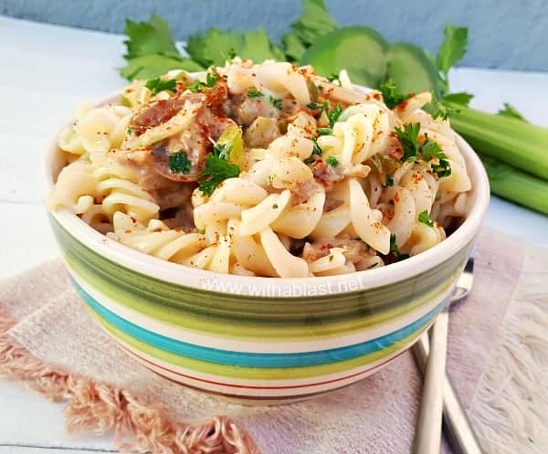 Quick and easy Tuna pasta dinner packed with vegetables. All hugged in a light sauce - perfect for dinner or lunch !