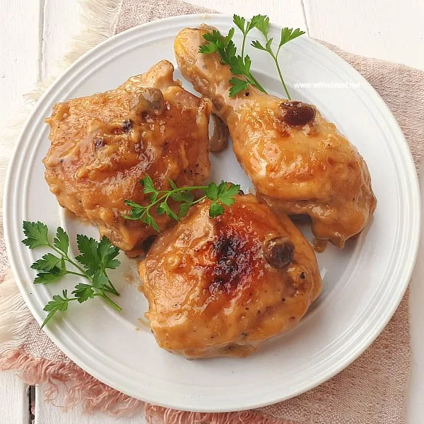 You have to try this no-fuss sticky Chicken for Game Day or dinner !