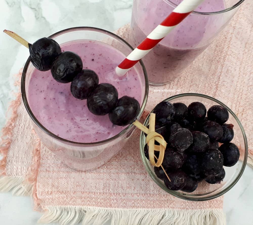 The easiest and most simple recipe to make a delicious, filling easy Blueberry Smoothie using only three ingredients ! Perfect drink for brunch or lunch.