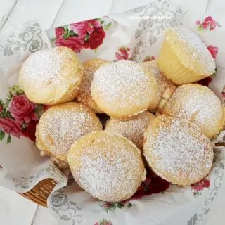 Strawberry Jam cheesecake Muffins