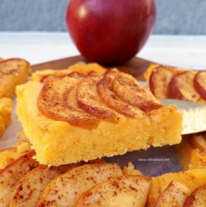 Apple and Cinnamon Bars