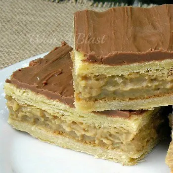 Coffee Custard Slices made using Puff Pastry ! Quickly and easily Coffee Custard Slices made using Puff Pastry ! Quickly and easily