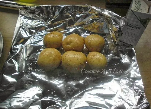 Layered Slow-Cooker Dinner ( Baked Potatoes )