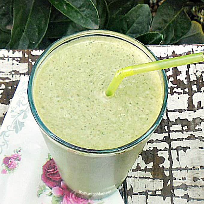 Green Elvis Smoothie is a good for you, healthy and most of all, delicious smoothie to start your morning with - or to give you a boost mid afternoon !