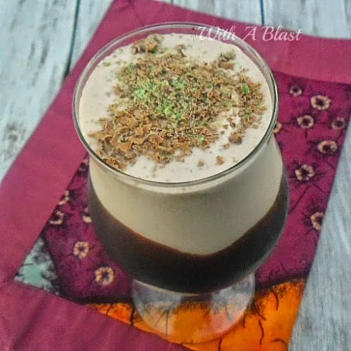 Choc-Mint Dom Pedro ~ Thick, chocolate/mint dessert drinks #DomPedro #AlcoholicDrinks #DessertDrink