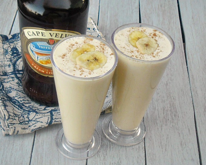 English Toffee and Banana Milkshake is a boozy drink for the adults. Creamy, smooth and easy drinking and perfect on a warm Spring or Summer's day.