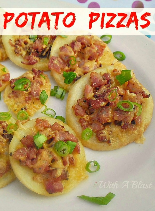 Perfect Game Day snack! Or serve as an appetizer ~ bacon, gooey cheese and more