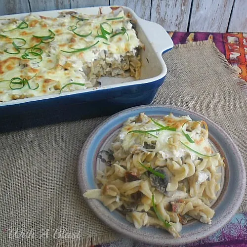 Chicken Sundried Tomato and Mozzarella Pasta ~ Creamy, delicious and so full of flavor ~ large dish recipe ! #ChickenRecipe #PastaDish #PastaChicken