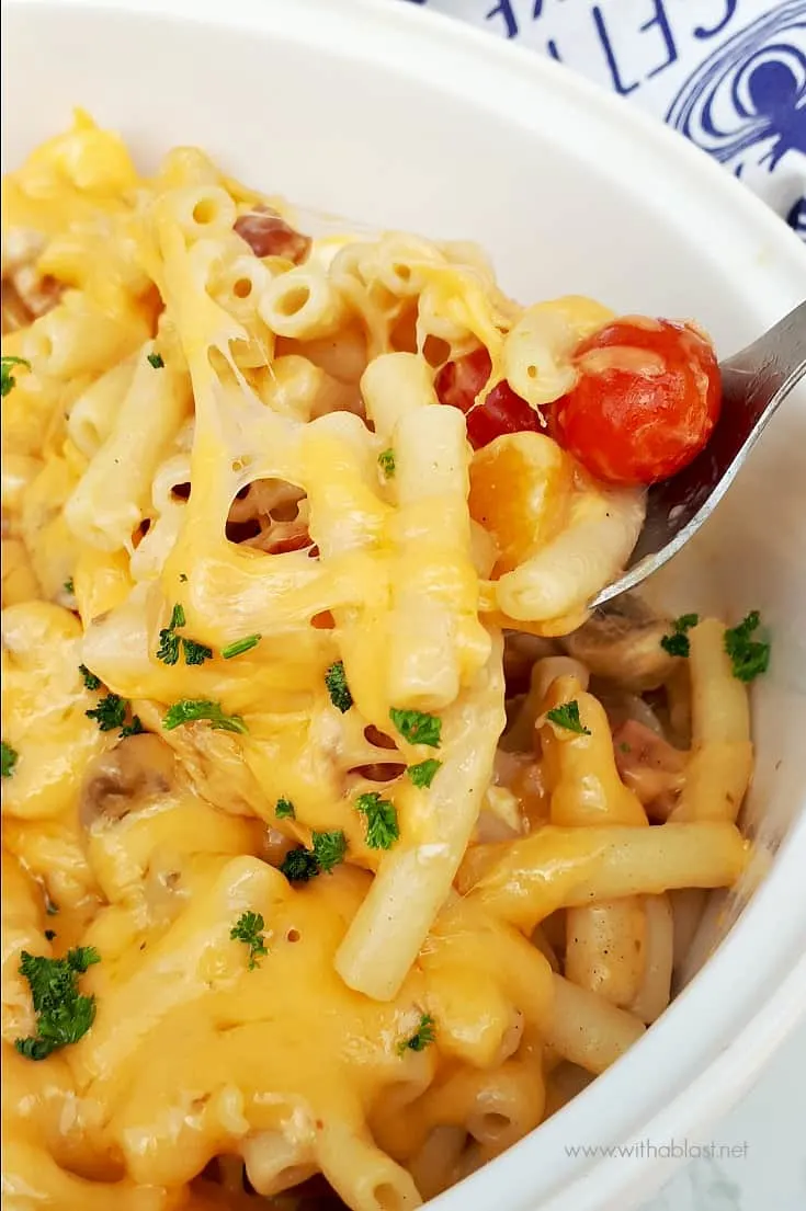 This Mothership Macaroni and Cheese IS worthy of the name ! Loaded with vegetables, two cheeses and perfect for feeding a crowd #MacAndCheese #MacaroniAndCheese #PastaDinner