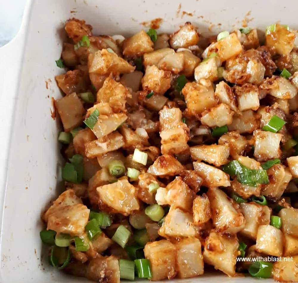 Cheesy Onion Potatoes WILL become a new family favorite if you love your Potatoes ! Only 5 ingredients and it tastes incredibly good as a side dish or a light meatless dinner