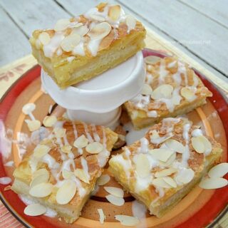 Easy Pear Danish Bars