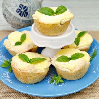 Lemon Cheesecake in Bread Bowls