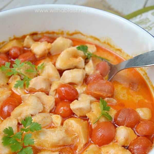 Spicy Sweet Chili Chicken - This Dump-and-Bake Chicken casserole is done in under 40 minutes {start to serving} and is a favorite among all ages ~ perfect time saving recipe for busy week nights !