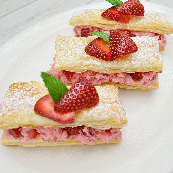 Strawberry Pastries - Valentines dessert - Dessert - Easy Dessert - Easy Pastries