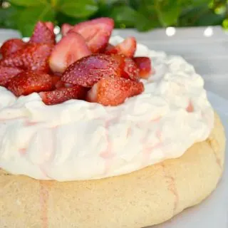 Strawberry and Cream Scone Cake