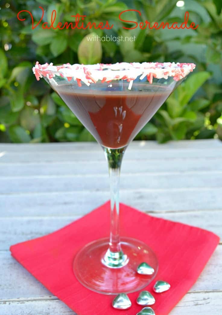 Valentines Serenade is a smooth, creamy Chocolate Cocktail with a huge kick makes this the perfect after dinner drink on Valentines Day #ValentinesDayDrink #ChocolateCocktail #ValentinesRecipes