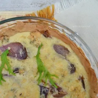 Caramelized Onion and Blue Cheese Quiche