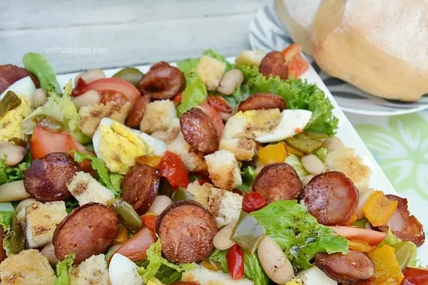 Chorizo Egg and Bean Salad ~ Rich, filling salad which is perfect for lunch / light dinner with a dinner roll - lots of protein in this Chorizo Egg and Bean Salad ! Chorizo Egg and Bean Salad ~ Rich, filling salad which is perfect for lunch / light dinner with a dinner roll - lots of protein in this Chorizo Egg and Bean Salad !