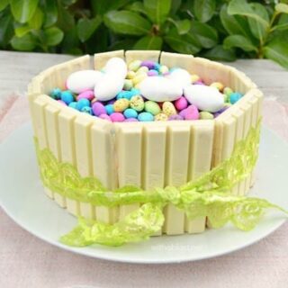 Easter Kit-Kat Cake