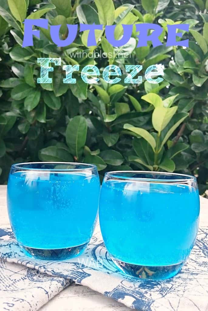 Future Freeze (Cocktail) ~ This refreshing, smooth Future Freeze Cocktail would be perfect as a sunset drink, or when lounging around the pool !