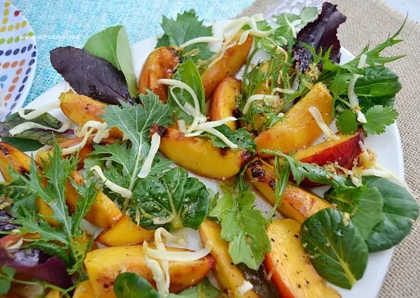 Grilled Nectarine Salad 