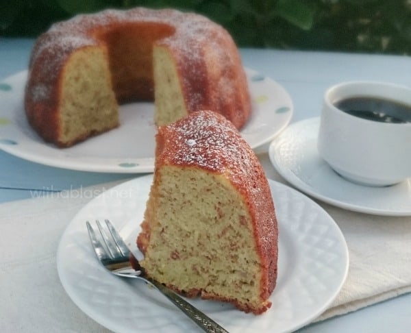 Banana Pudding Cake is so easy to make, mix and bake ! Soft, moist and can be served warm or cold which makes the cake a year round winner.