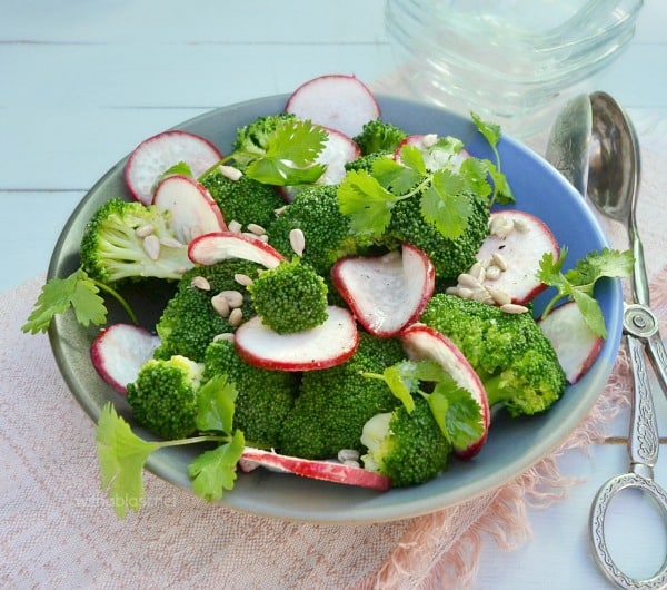 Lemony Broccoli Salad