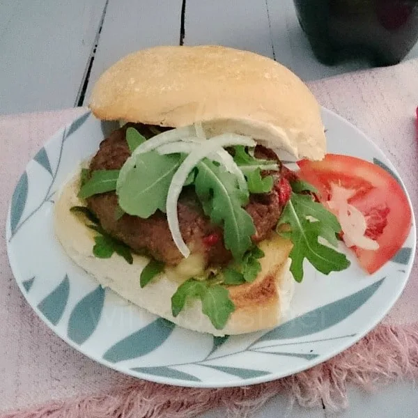 ALL the flavor is in the Best Burger Pattie ~ and it is not only because of of the oh,so gooey cheese oozing out with each bite ! The Best Burger Pattie