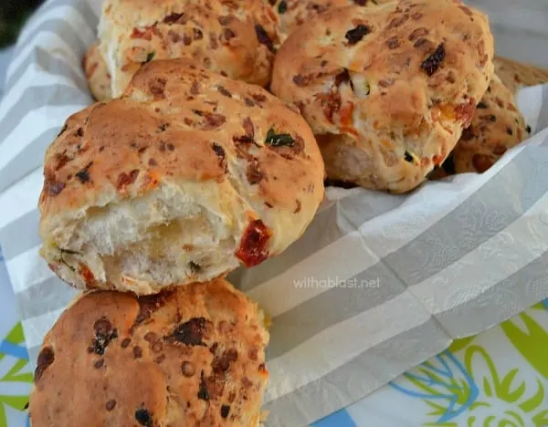 Gourmet 3 Cheese Bread Rolls