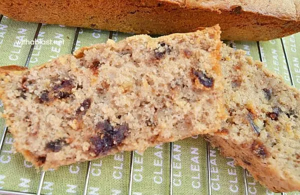 Date and Walnut Bread