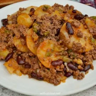 Chili Cowboy Casserole (Slow-Cooker)