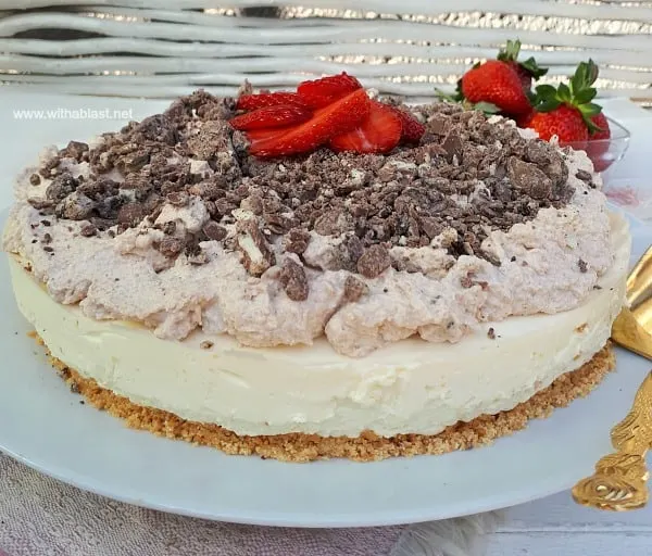 Oreo Chocolate Mousse Cheesecake