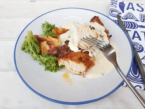 Oven baked or Airfryer – Tender and juicy Pecorino Crusted Chicken with an amazing (easy!) 5 minute Garlic Sour Cream Sauce