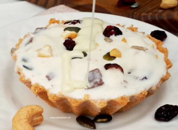 Mini-Cassata-Pies Perfect, make-ahead frozen dessert to end of a rich meal - packed with Cranberries, Nuts, Chocolate pieces and more