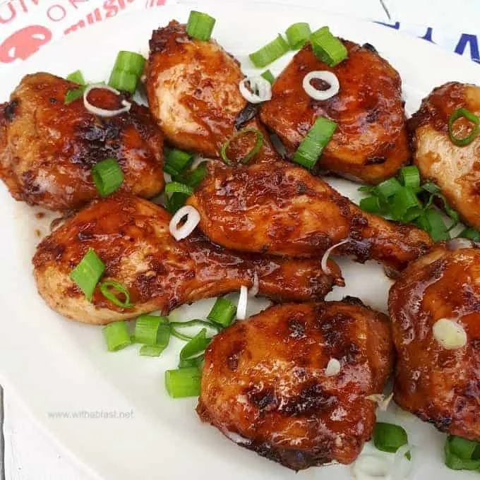 Orange Honey Ginger Chicken is sticky delicious ! Sweet, salty and perfect for dinner, as an appetizer or a game day treat