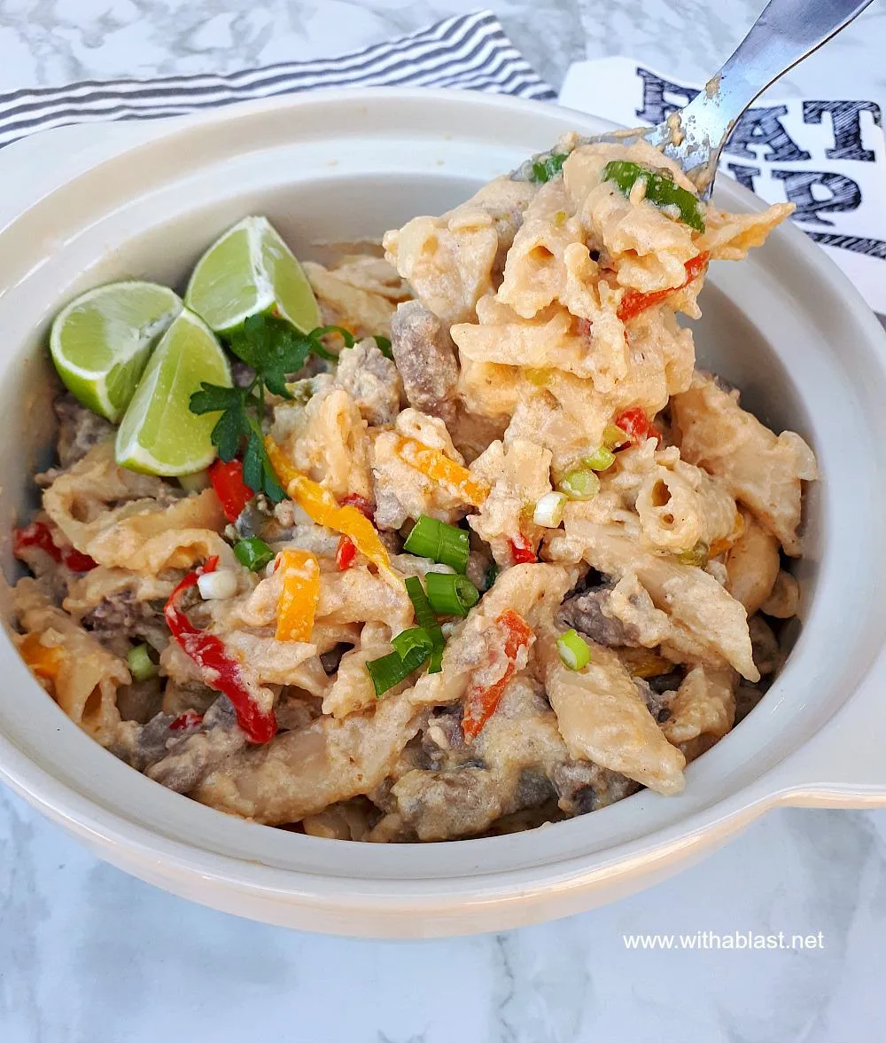 One Pot Spicy Steak Fajita Pasta has all the flavor a traditional Fajita has, but in a pasta dish. A Quick, easy dinner dish for a busy week night.