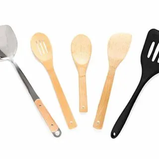 5-piece Bamboo Wok Cooking Set Perfect for Every Chef- Superior Quality, Made with Bamboo, Wok Spatula, Silicone Spatula, Bamboo Wok Spoons and Paddle for Cooking/Stir Frying Your Favorite Foods