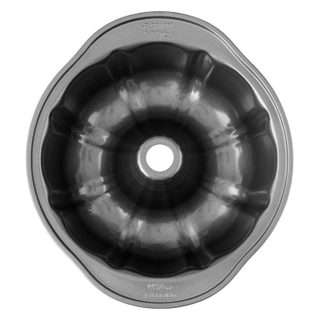 Wilton Round Fluted Tube Cake Pan - Nonstick