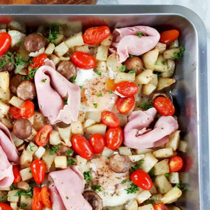 Ham Eggs and Potato Breakfast Tray Bake | With A Blast