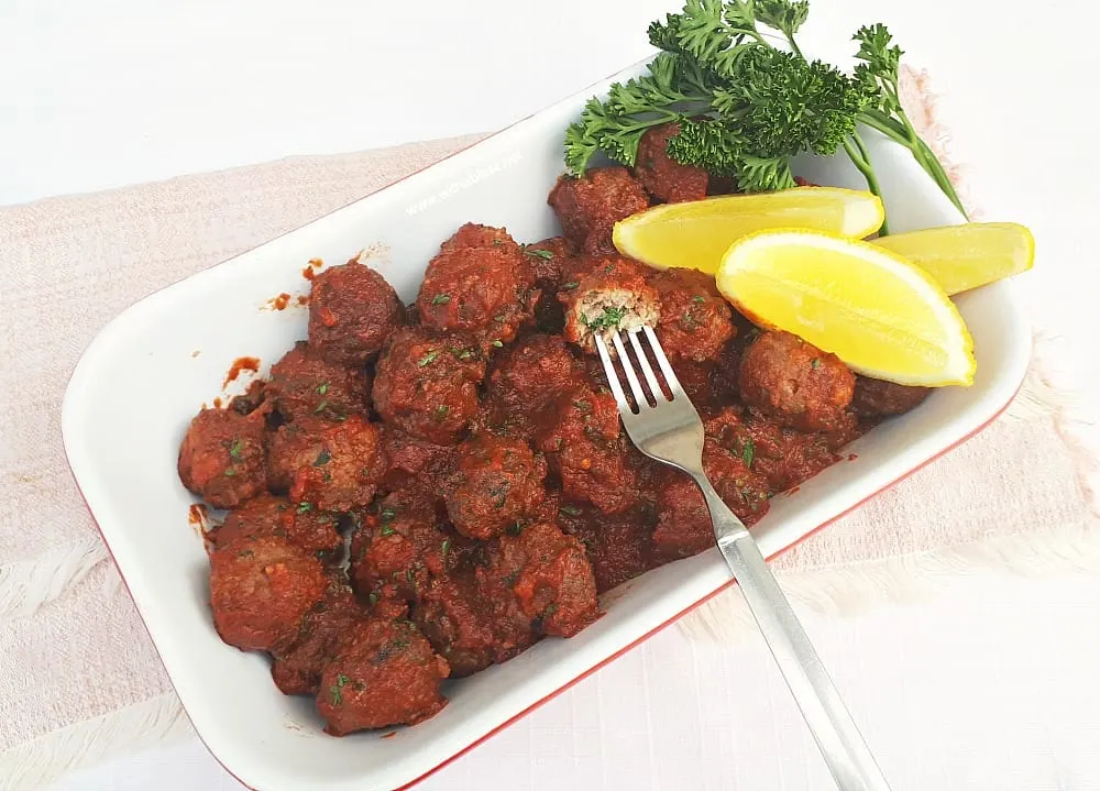 These Turkish Meatballs are made with ground beef and lamb (or choose only one), hugged in an easy to make tomato based sauce